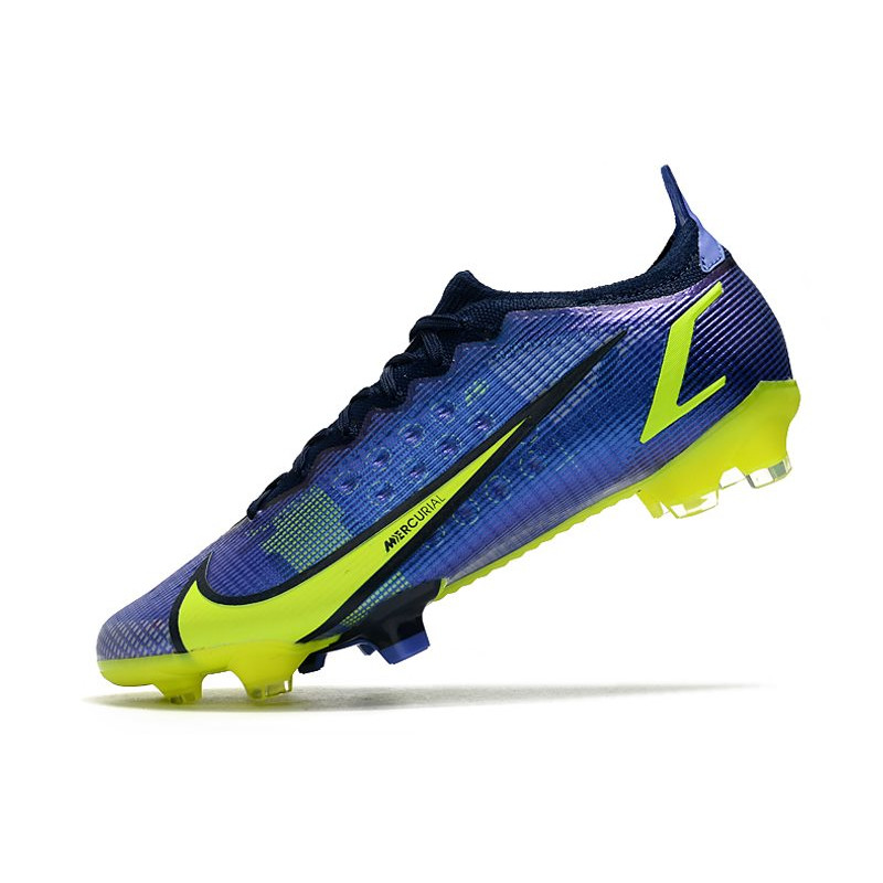 crampons foot hypervenom