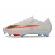 Crampons Nike Air Zoom Mercurial Vapor XVII Elite FG Blanc Or